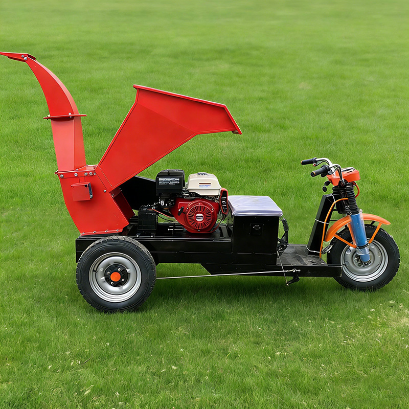 Garden Shredder Chipper - Three-wheel Wood Branch Crusher Mobile Version